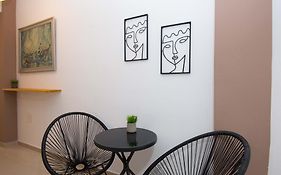 Handakos Central Loft 